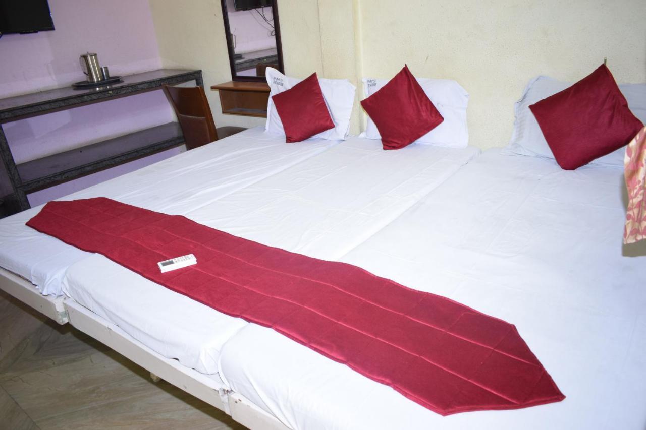 Pms Guest House ปอนดิเชอรี ภายนอก รูปภาพ